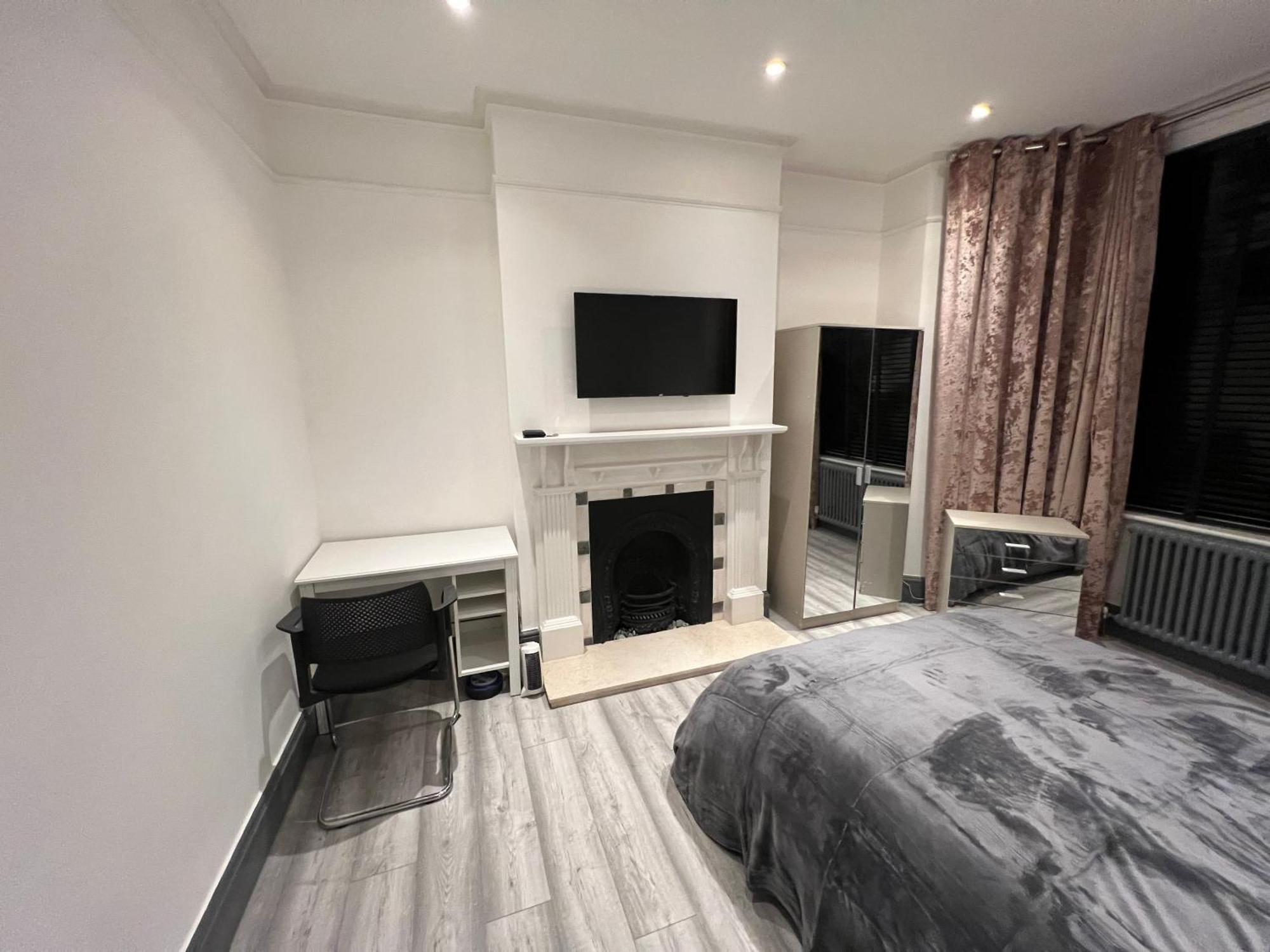 Urbanness Stays - Rooms With Stylish Comfort In The Heart Of Кройдон Екстериор снимка